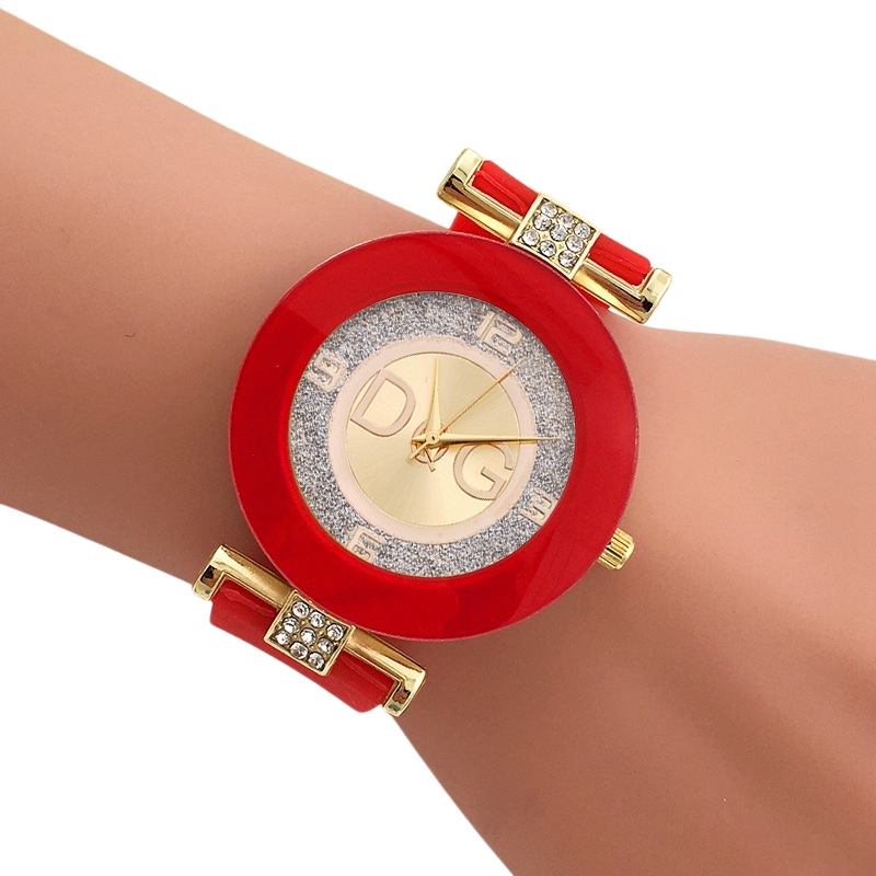 Orologio di Lusso per Donne, C - Luxury Watch Exchange recensione e prezzo